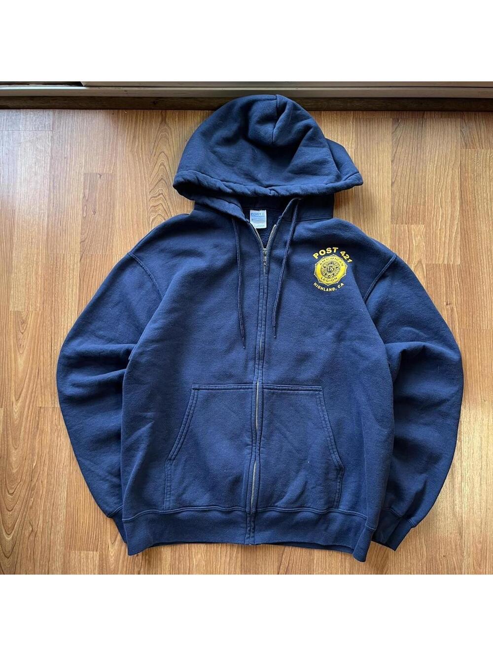 Vintage American legion zip up sweater | size M